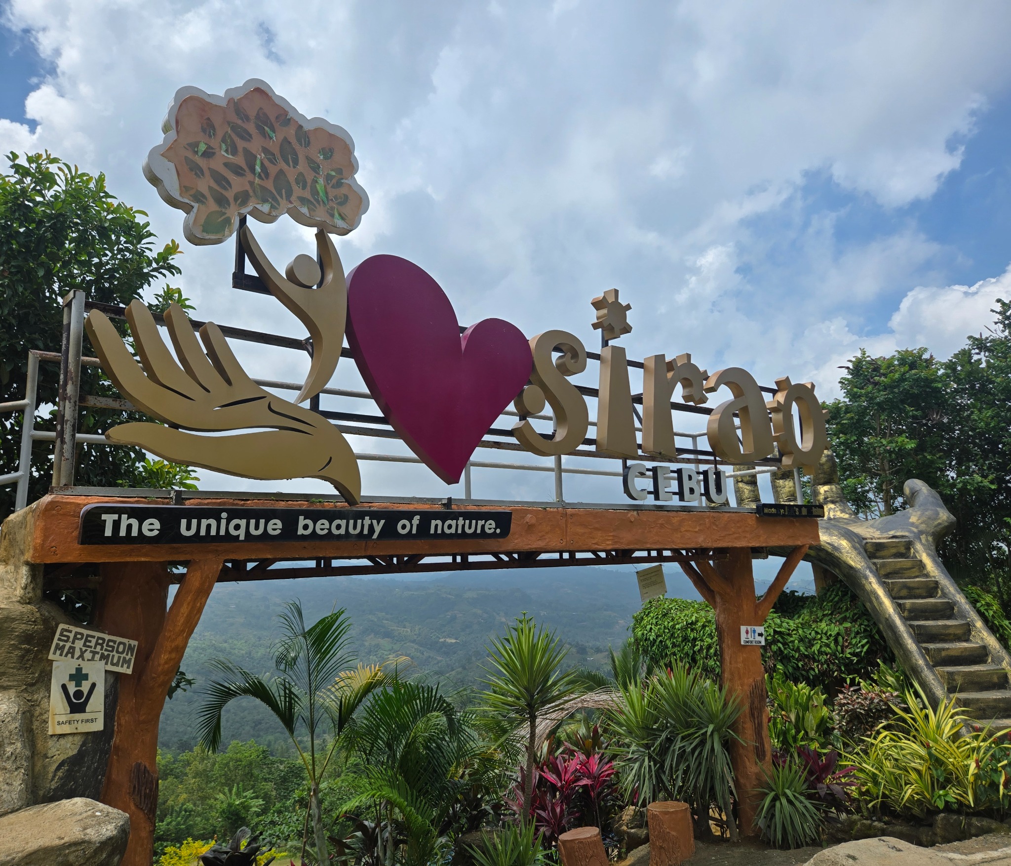I love Sirao Cebu landmark and mountain view